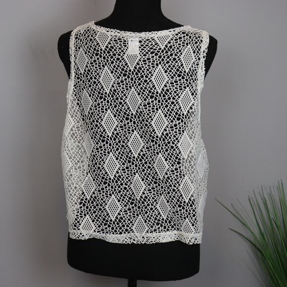 Miami Style Crochet crop tank size L - Picture 3 of 6
